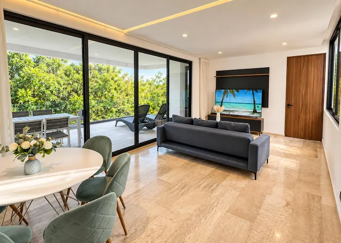 Private Terrace And Golf View *